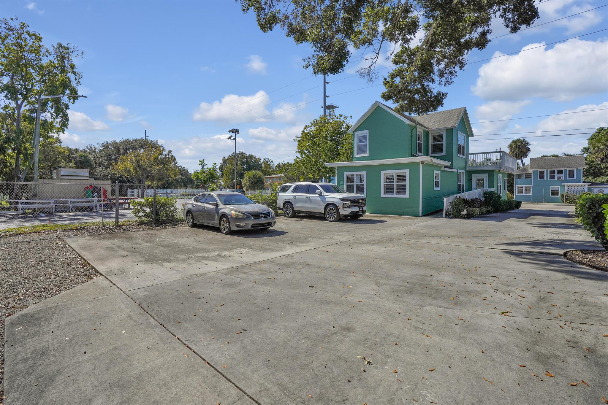 CARLTON'S ADDITION TO FOR - Commercial Sale