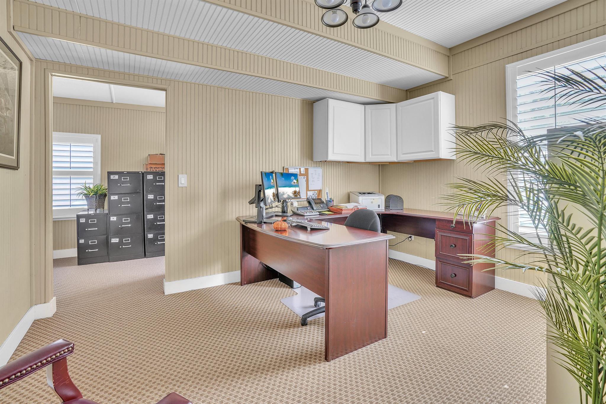 CARLTON'S ADDITION TO FOR - Commercial Sale