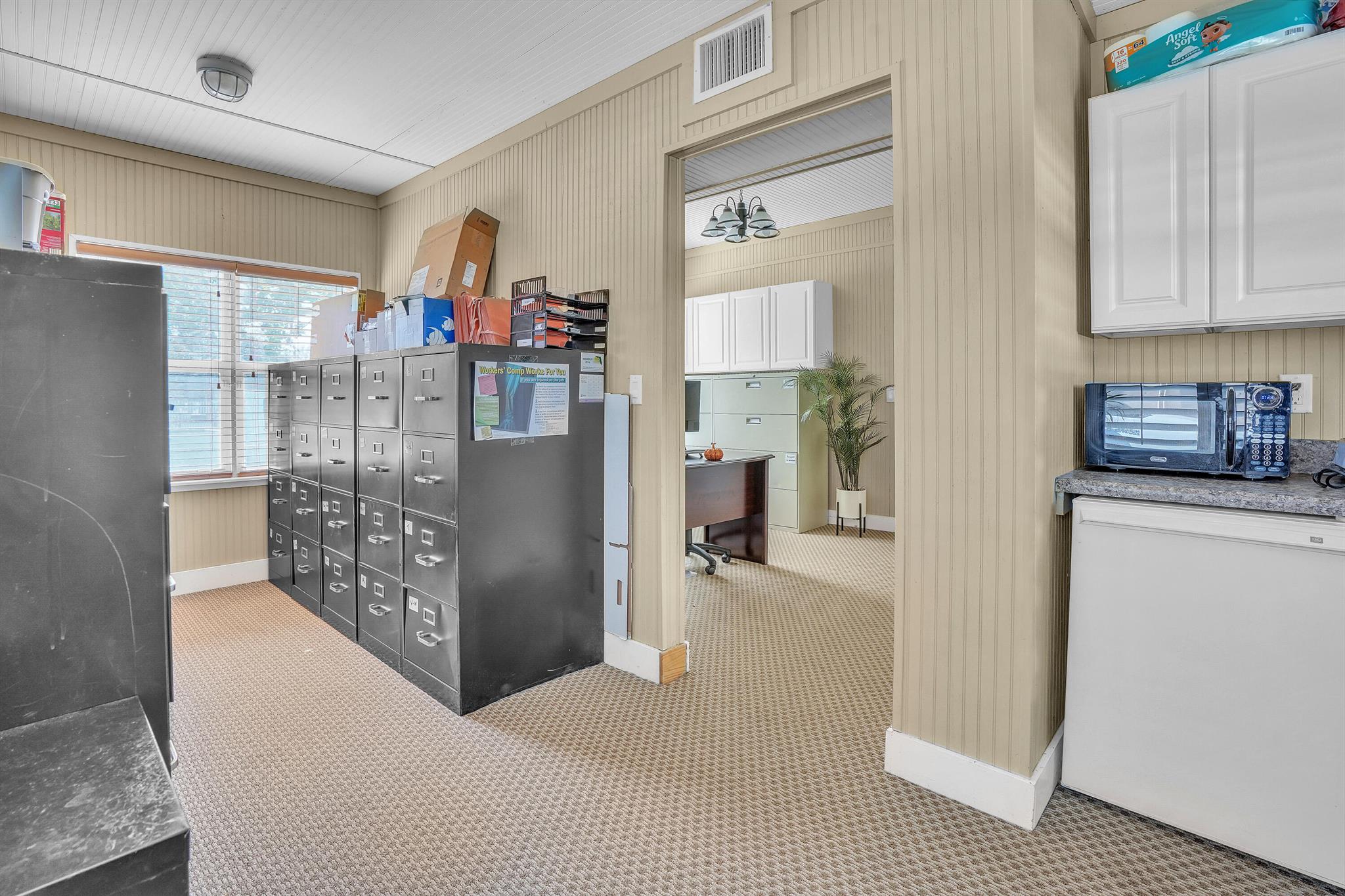 CARLTON'S ADDITION TO FOR - Commercial Sale