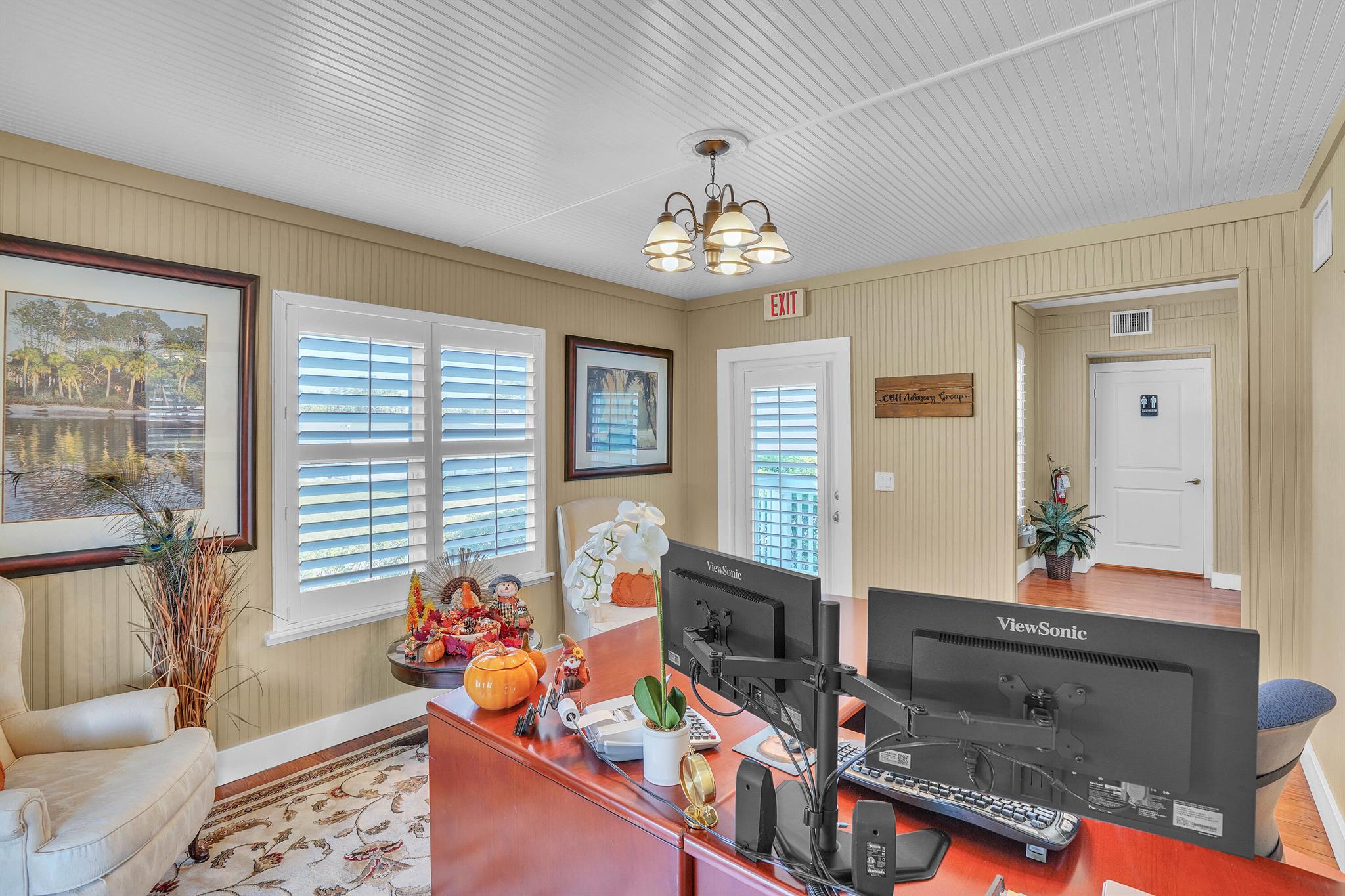 CARLTON'S ADDITION TO FOR - Commercial Sale