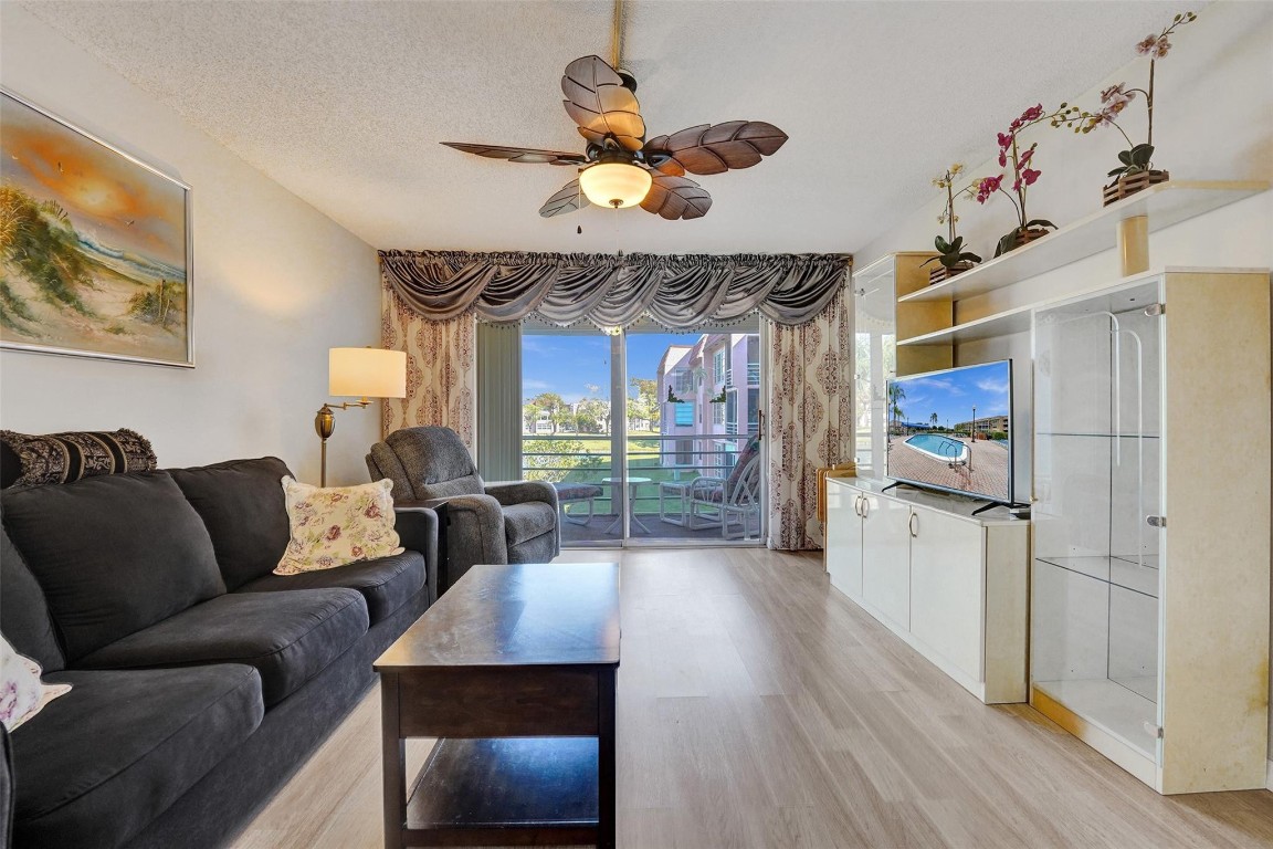 Sunrise Lakes - Residential