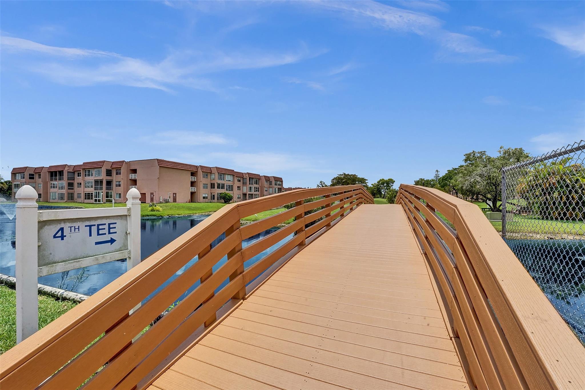 Sunrise Lakes - Residential