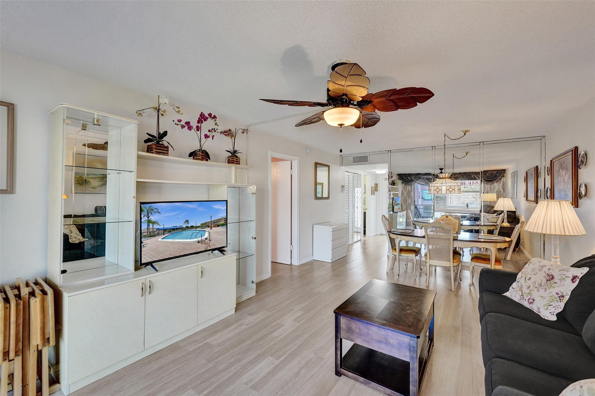 Sunrise Lakes - Residential