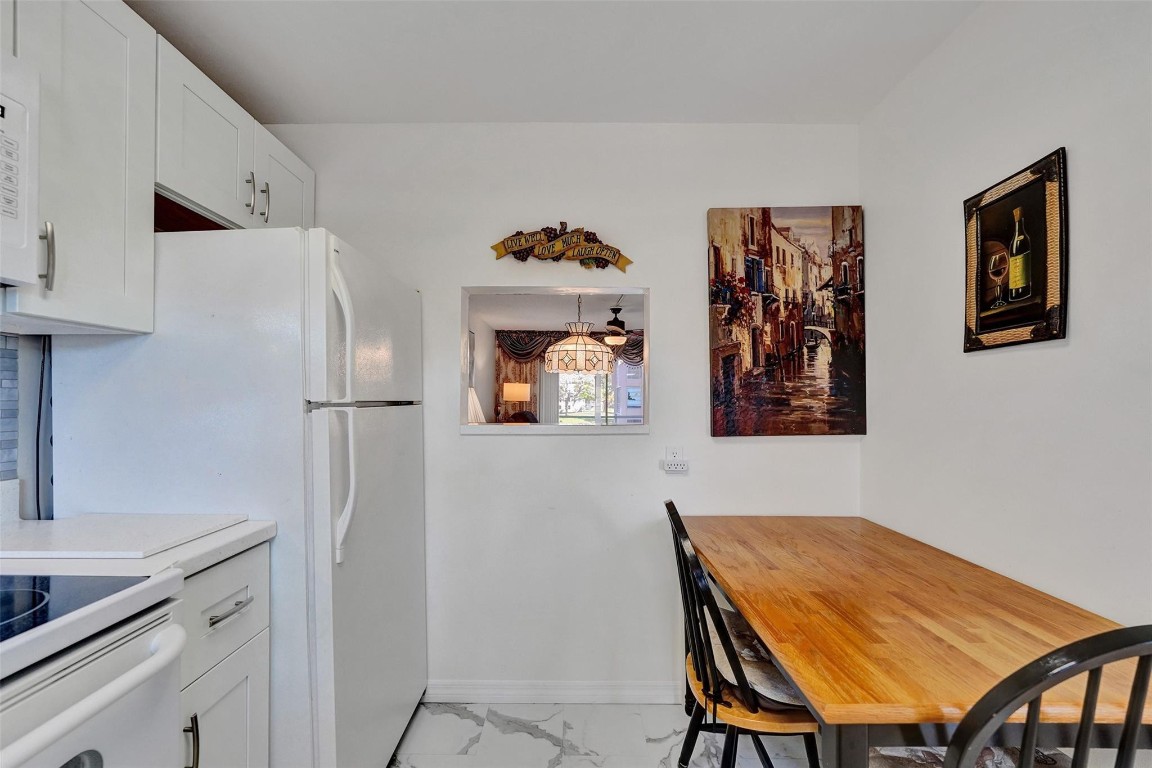 Sunrise Lakes - Residential