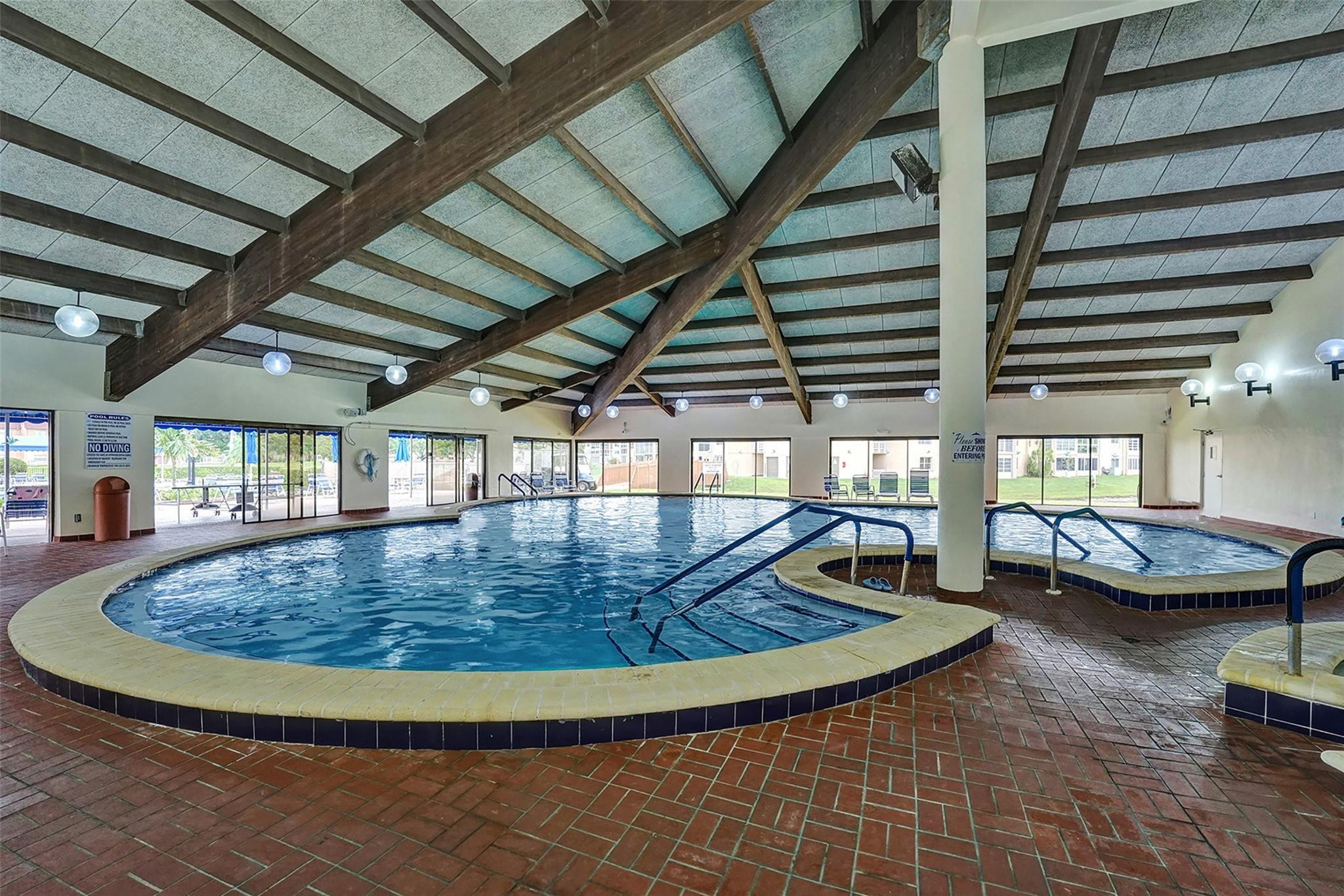 Sunrise Lakes - Residential