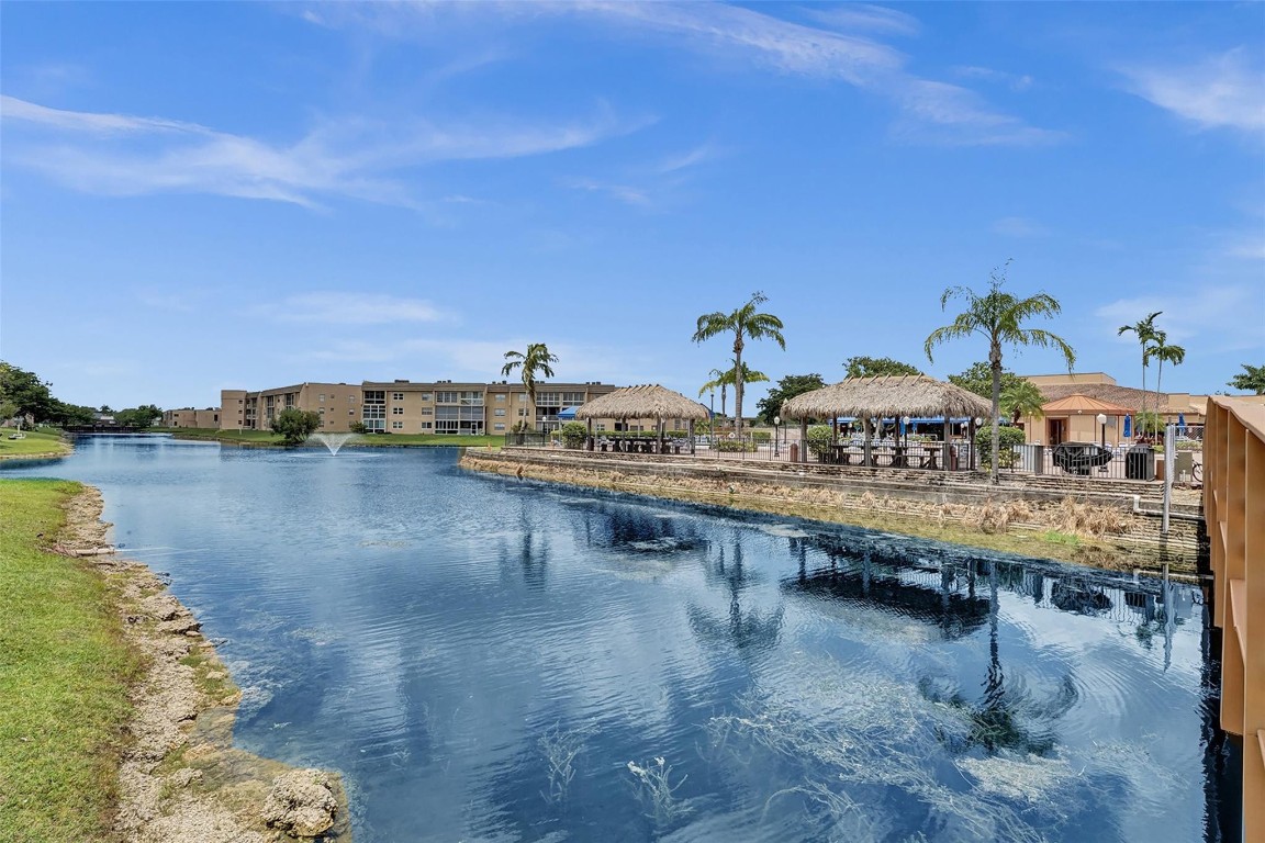 Sunrise Lakes - Residential