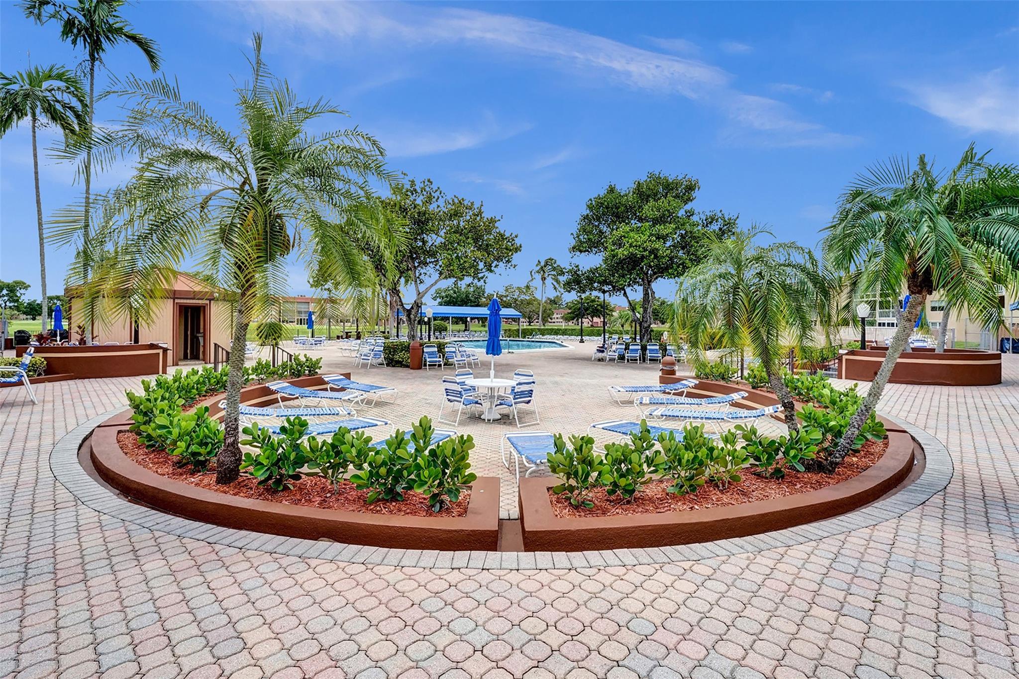 Sunrise Lakes - Residential