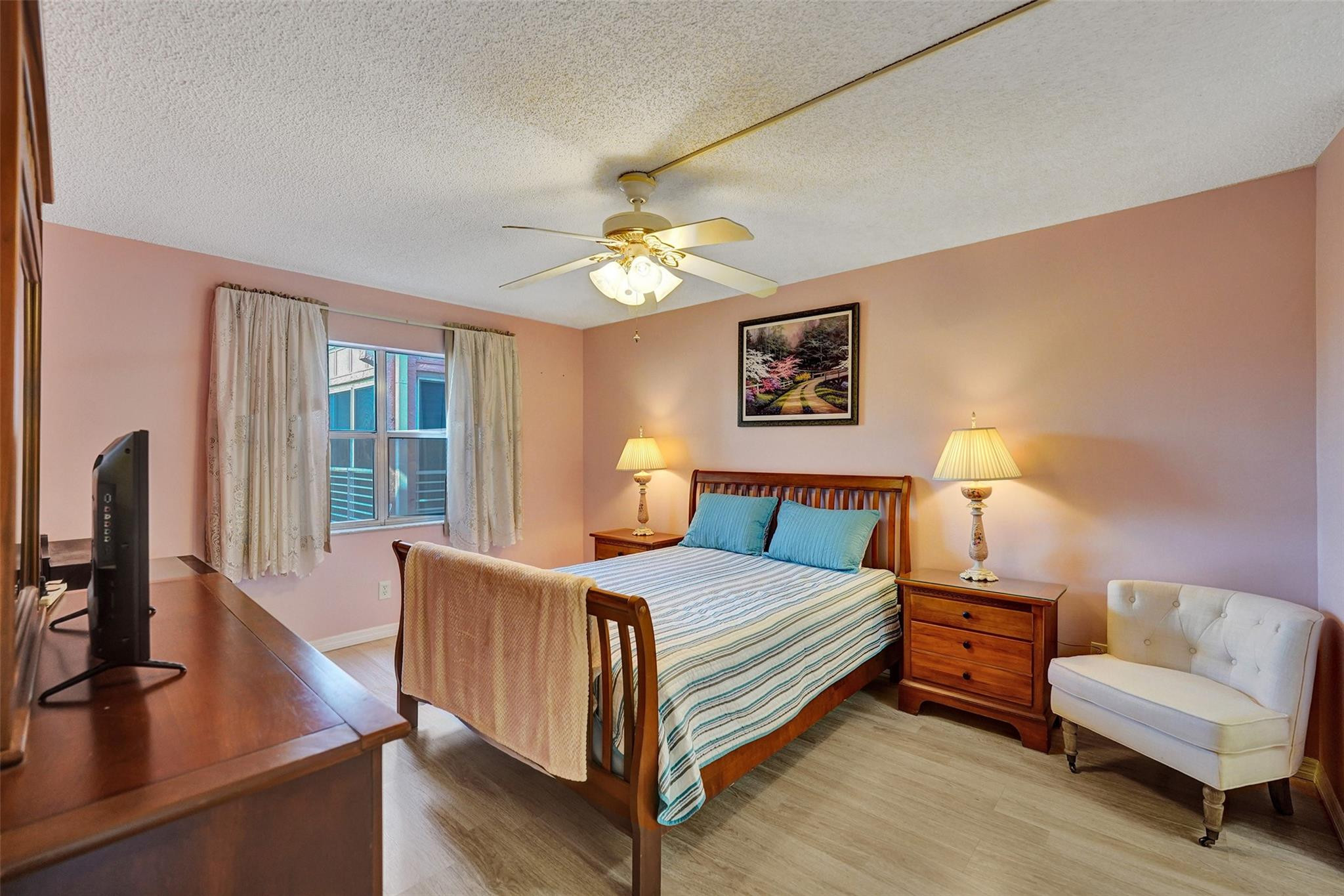 Sunrise Lakes - Residential