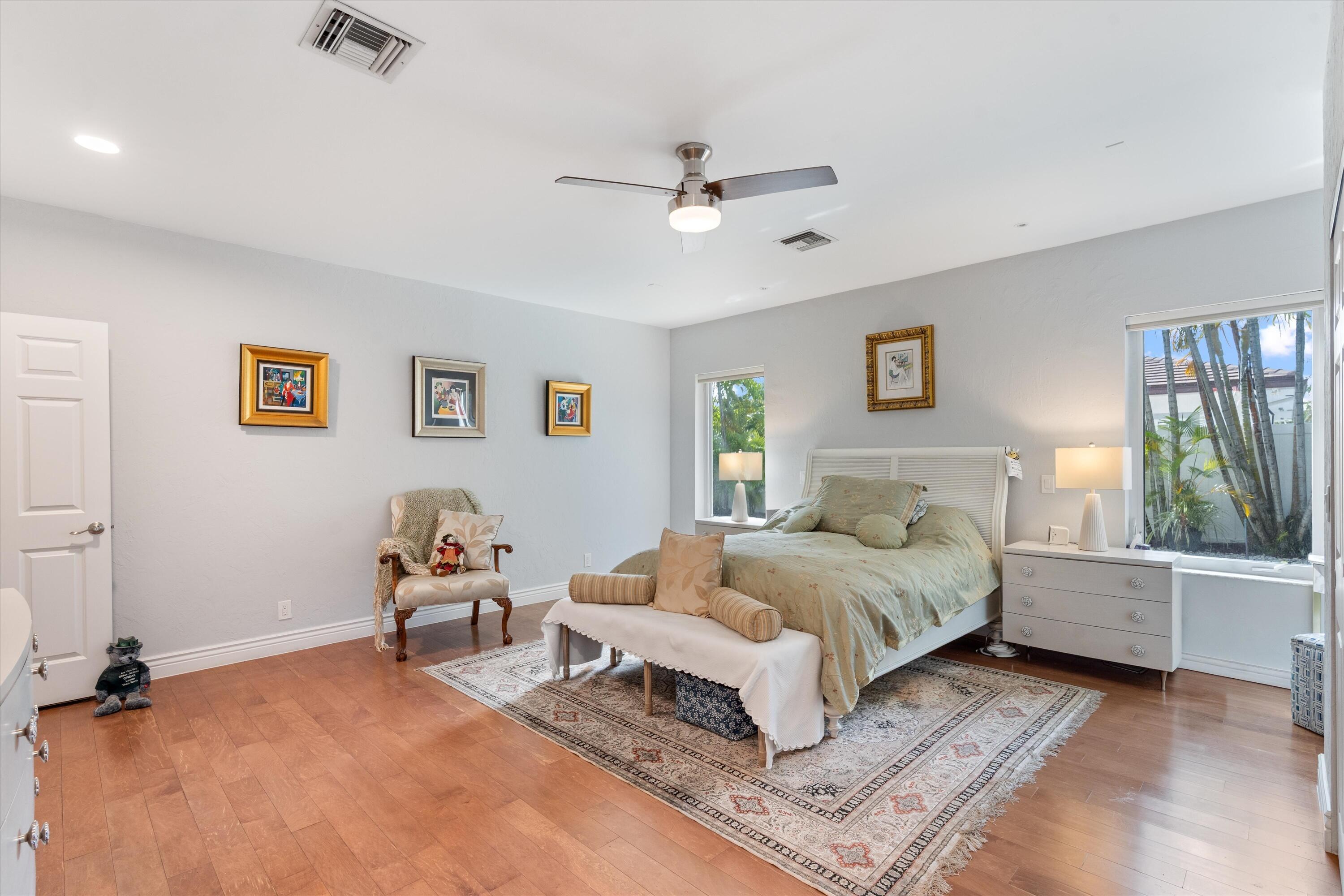 SUN AND SURF CLUB COMMUNITY - Residential