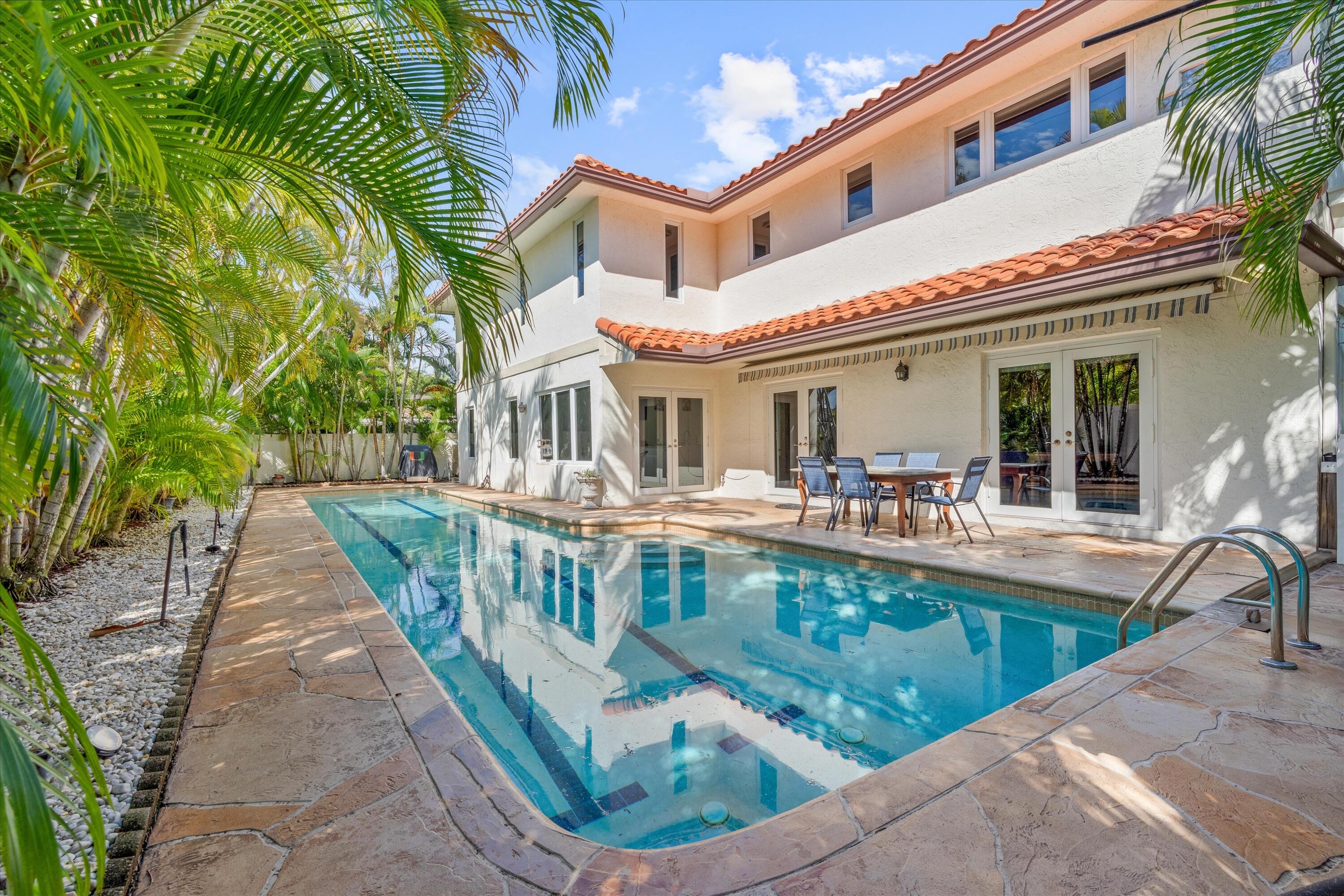 SUN AND SURF CLUB COMMUNITY - Residential