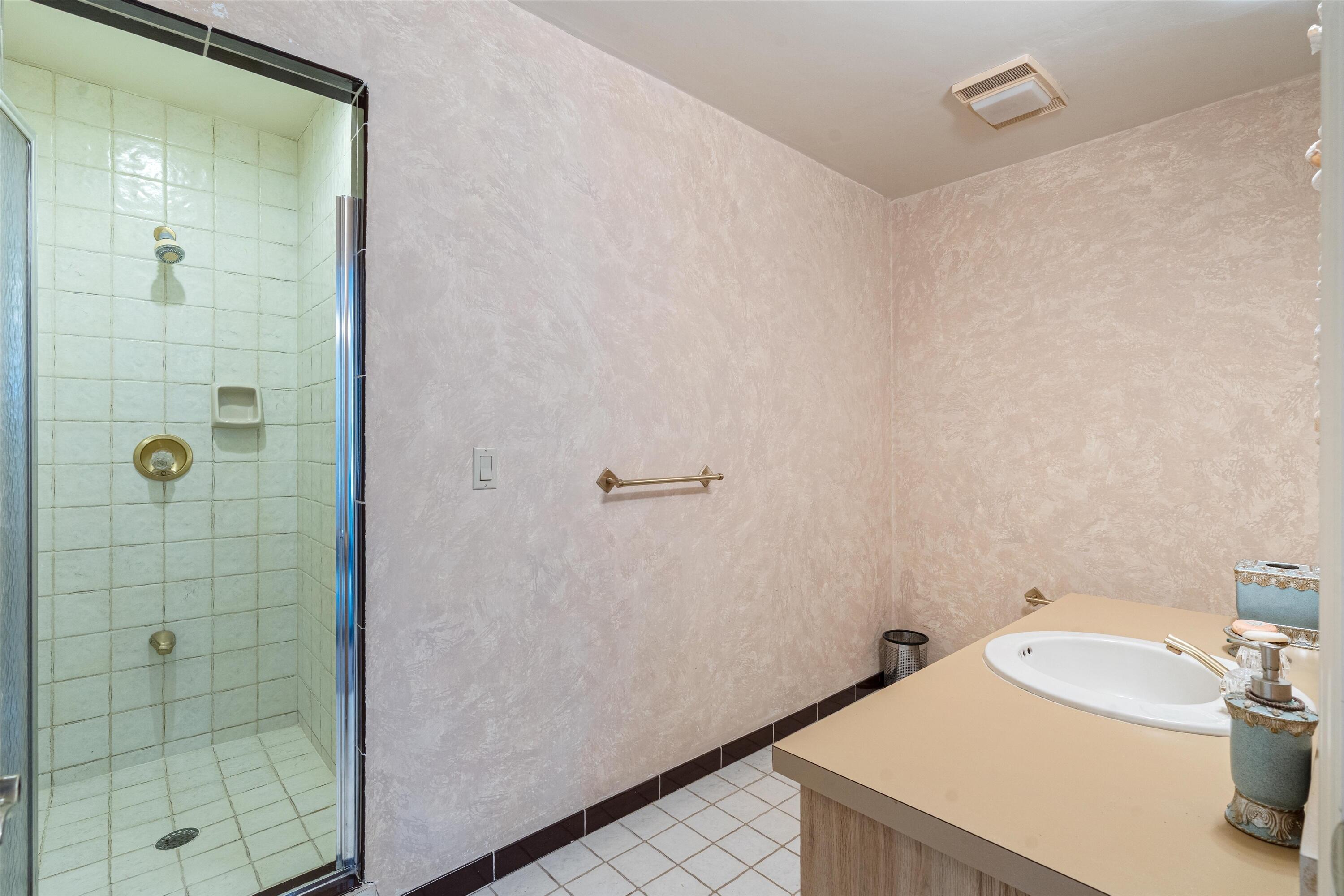 SUN AND SURF CLUB COMMUNITY - Residential