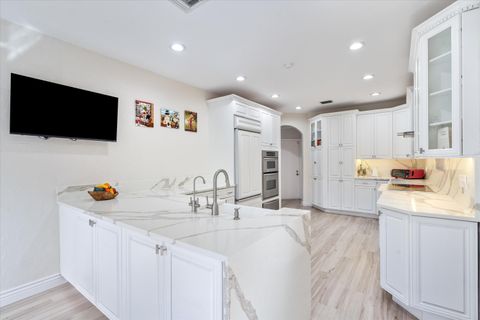 Tiny photo for 710 Marble Way, Boca Raton, FL 33432 (MLS # R11167334)