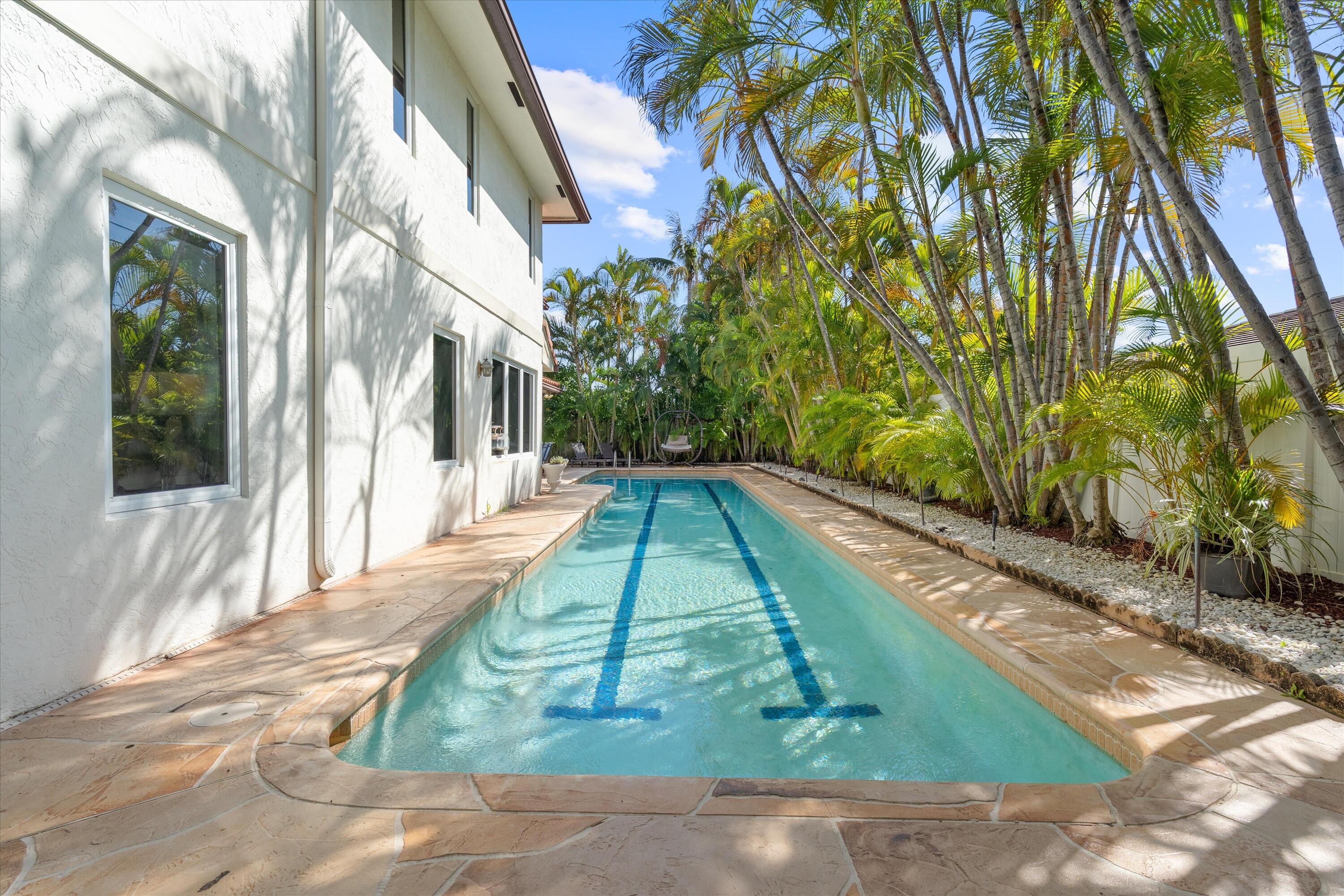 SUN AND SURF CLUB COMMUNITY - Residential