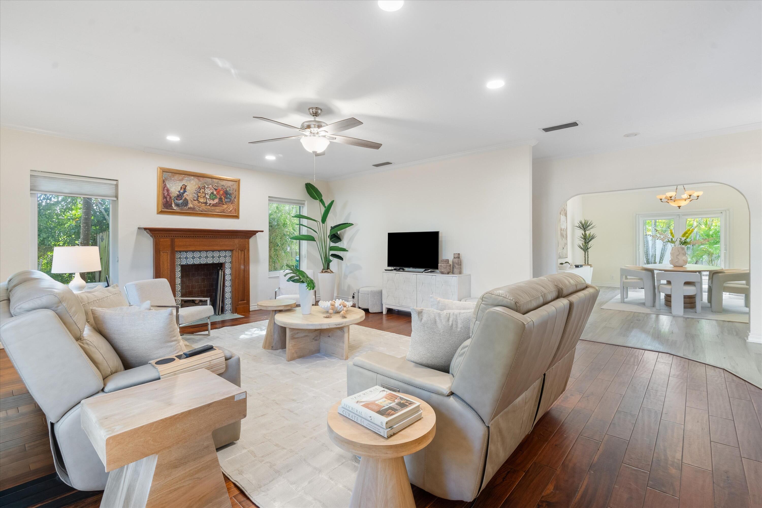 SUN AND SURF CLUB COMMUNITY - Residential