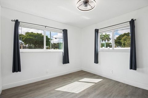 Tiny photo for 1921 NW 31st Court, Oakland Park, FL 33309 (MLS # F10555255)