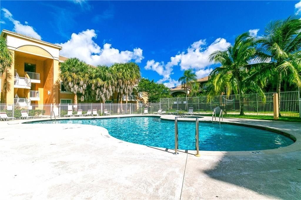 Photo of 6900 SW 39th Street #311k, Davie, FL 33314 (MLS # B26033537)