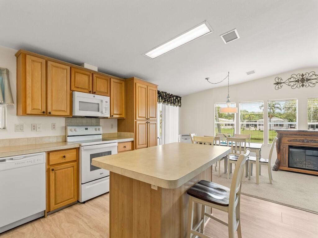 Photo of 475 Pelican Shoal Pl, Fort Pierce, FL 34982 (MLS # R11108515)