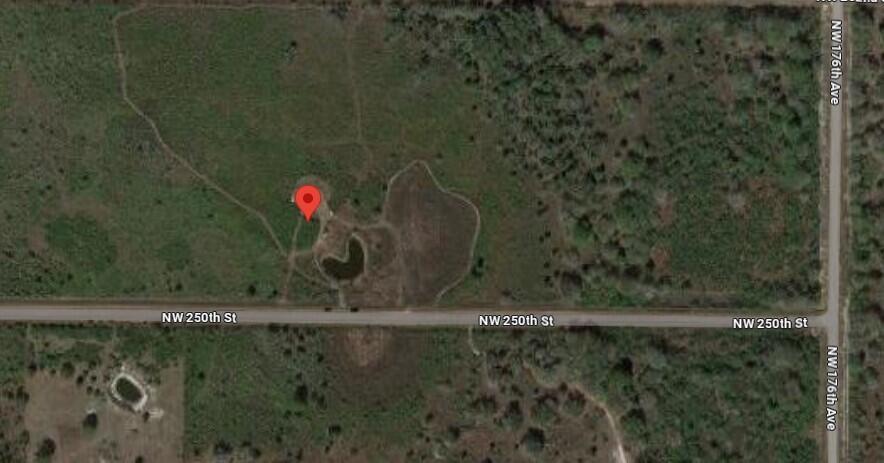 Build or bring your dream home and barn on this beautiful private 1.25 acre. So much to enjoy in Okeechobee County. The Kissimmee River Preserve State Park West of this area as well is the Kissimmee River. The Kissimmee River flows into Lake Okeechobee and is well known for some of the best fishing. whether you like Fishing, hunting, mudding agriculture or just privacy here you have it all.