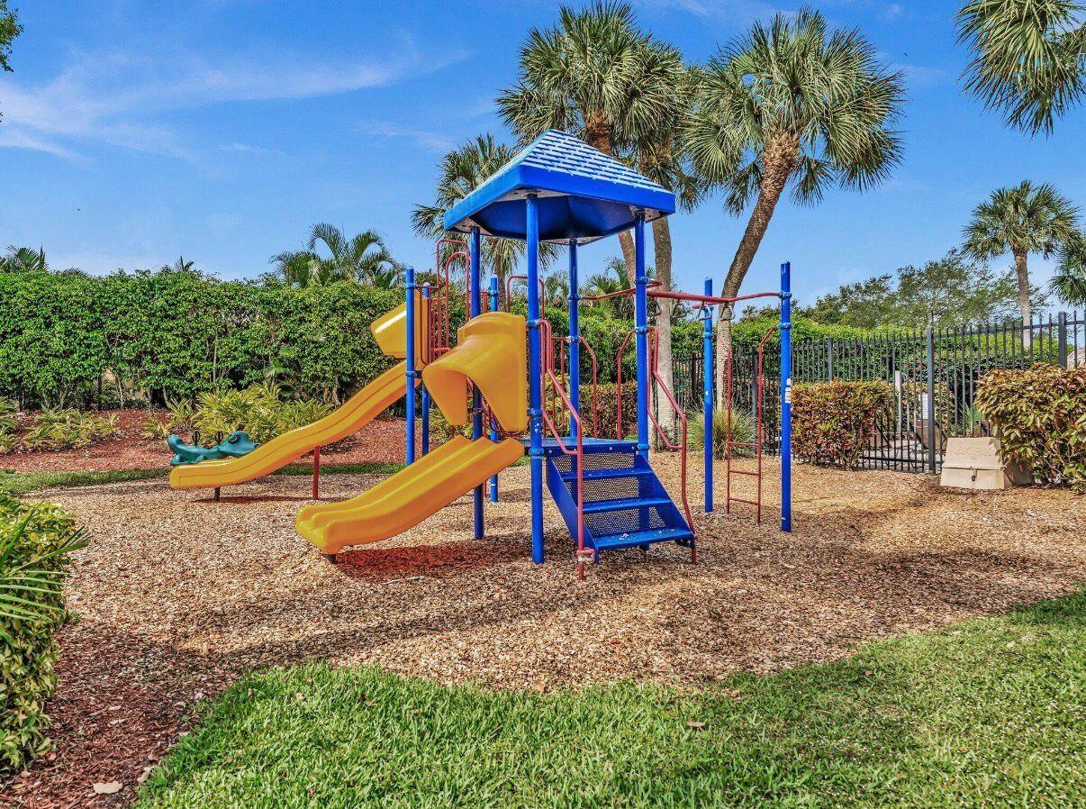 BOCA WINDS PAR D-2 - Residential