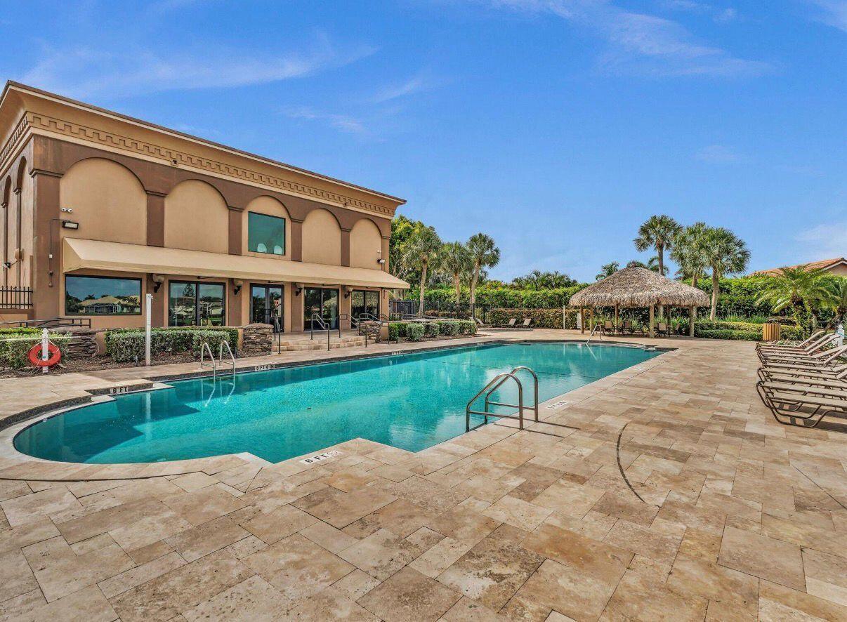 BOCA WINDS PAR D-2 - Residential