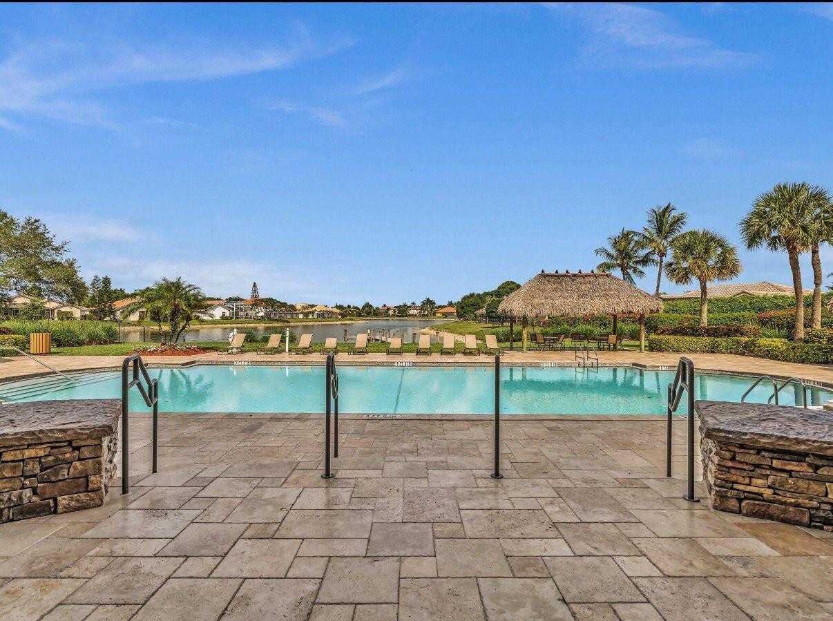 BOCA WINDS PAR D-2 - Residential