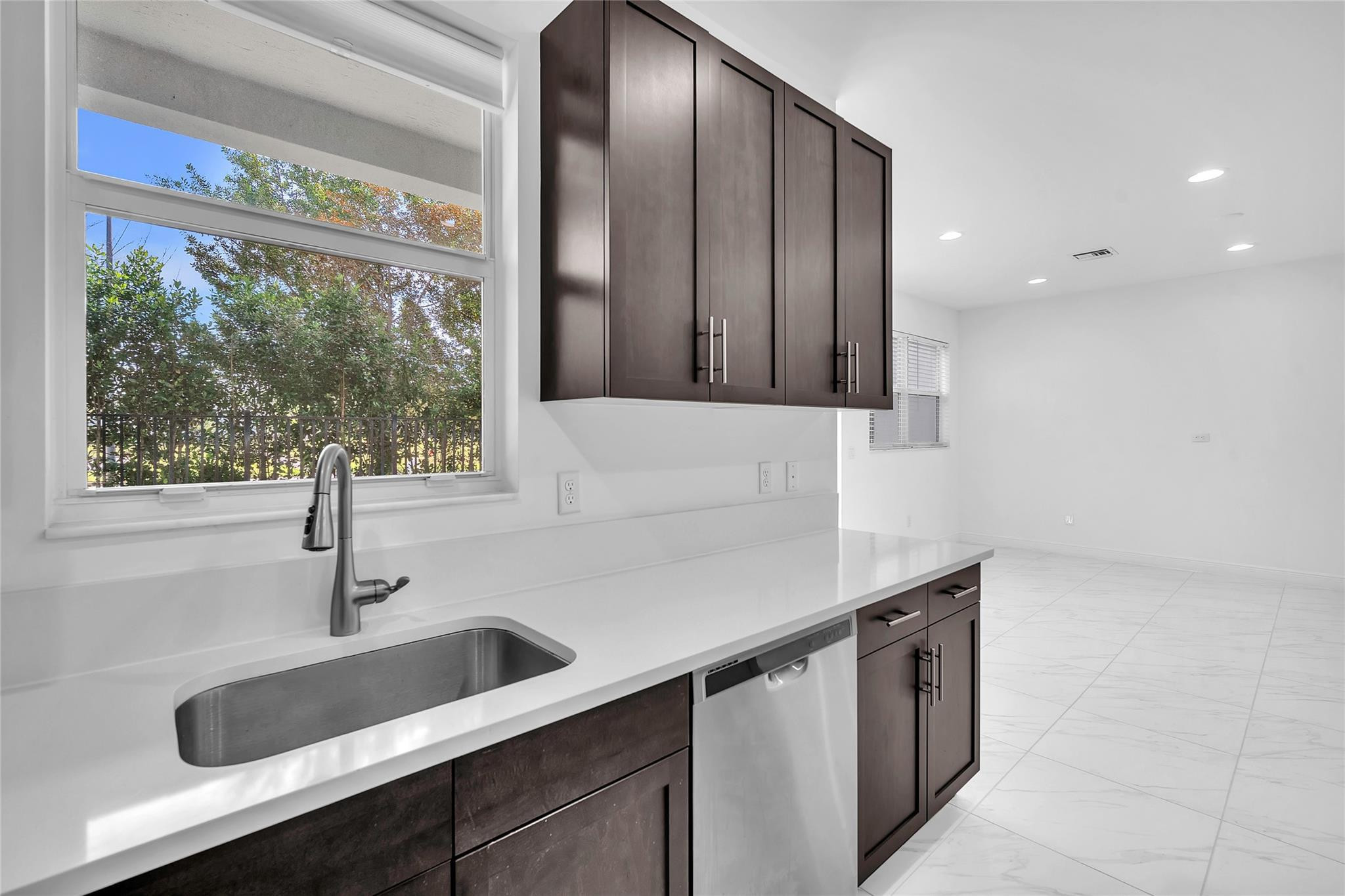 6947 Pines Circle 21