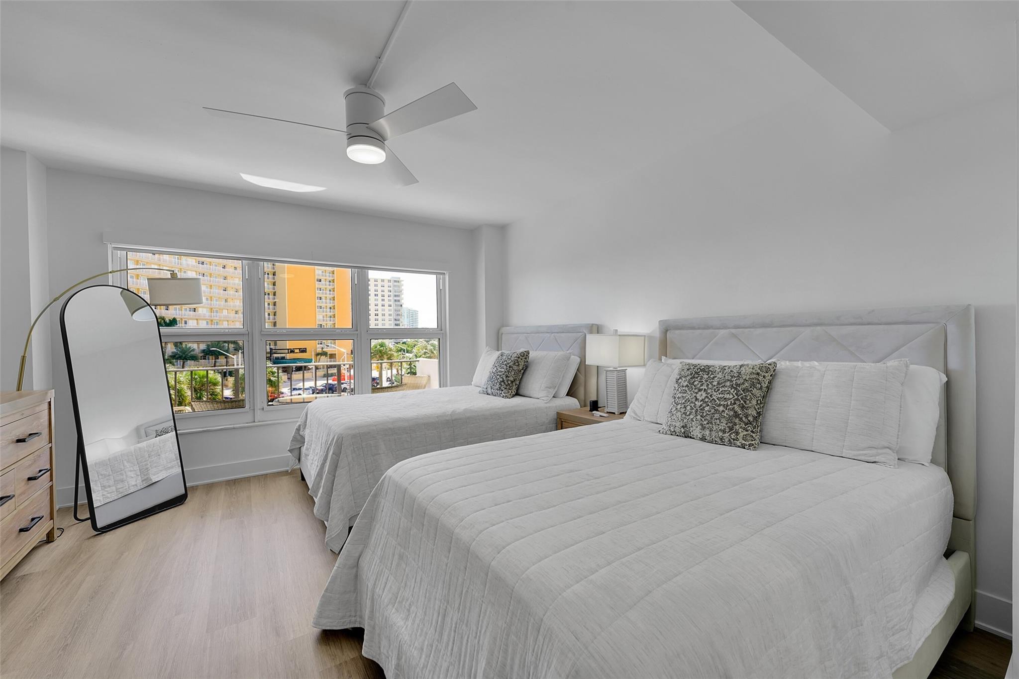 PARLIAMENT HOUSE CONDO - Residential