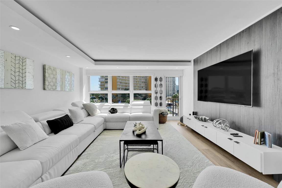 405 N Ocean Boulevard 306