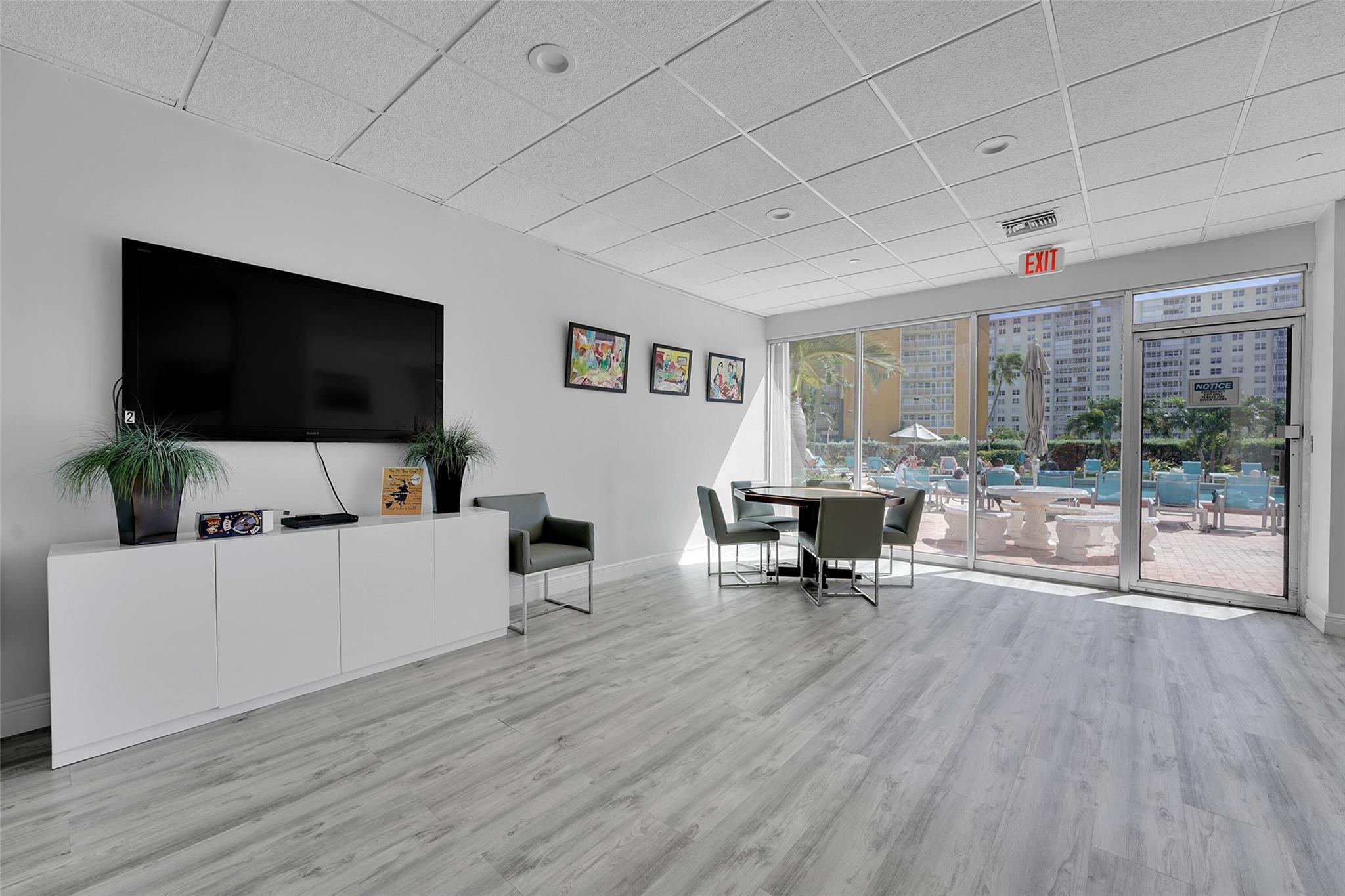 PARLIAMENT HOUSE CONDO - Residential