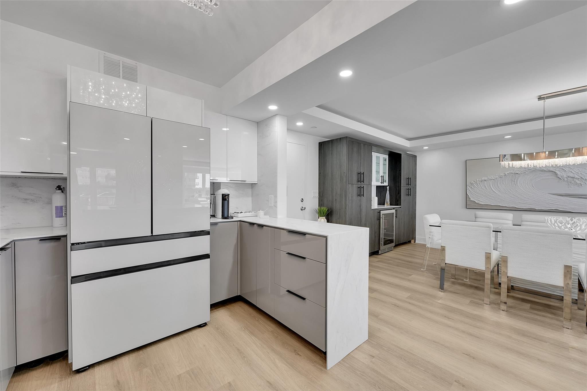PARLIAMENT HOUSE CONDO - Residential