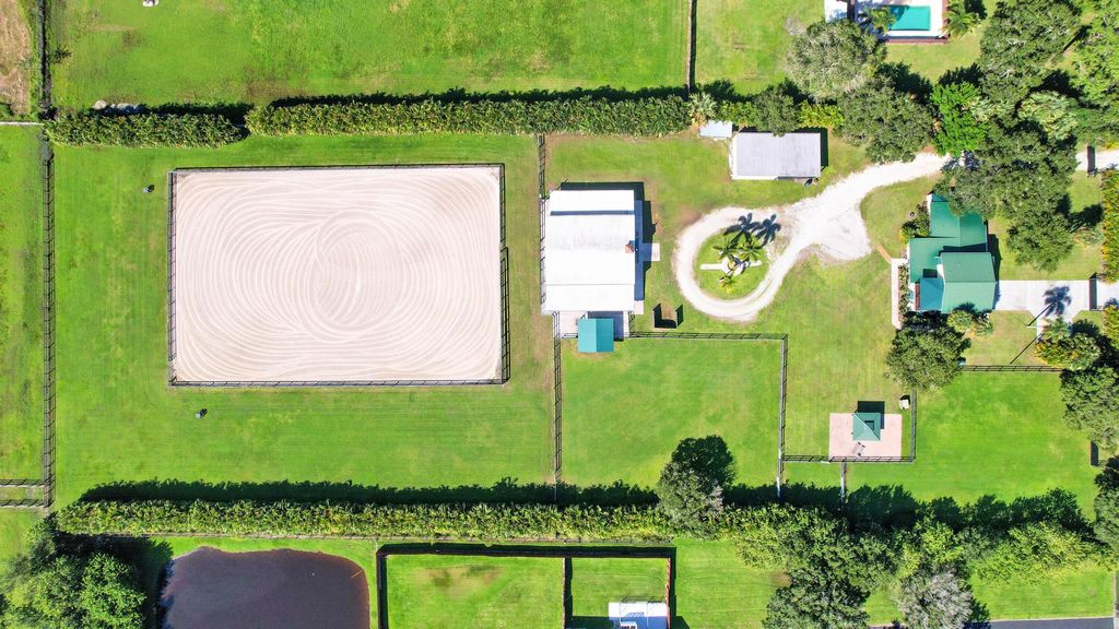 Photo of 401 Campbell Road, Fort Pierce, FL 34945 (MLS # R11133283)