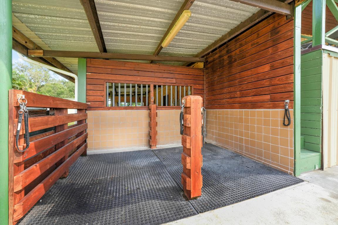 METES AND BOUNDS - Residential