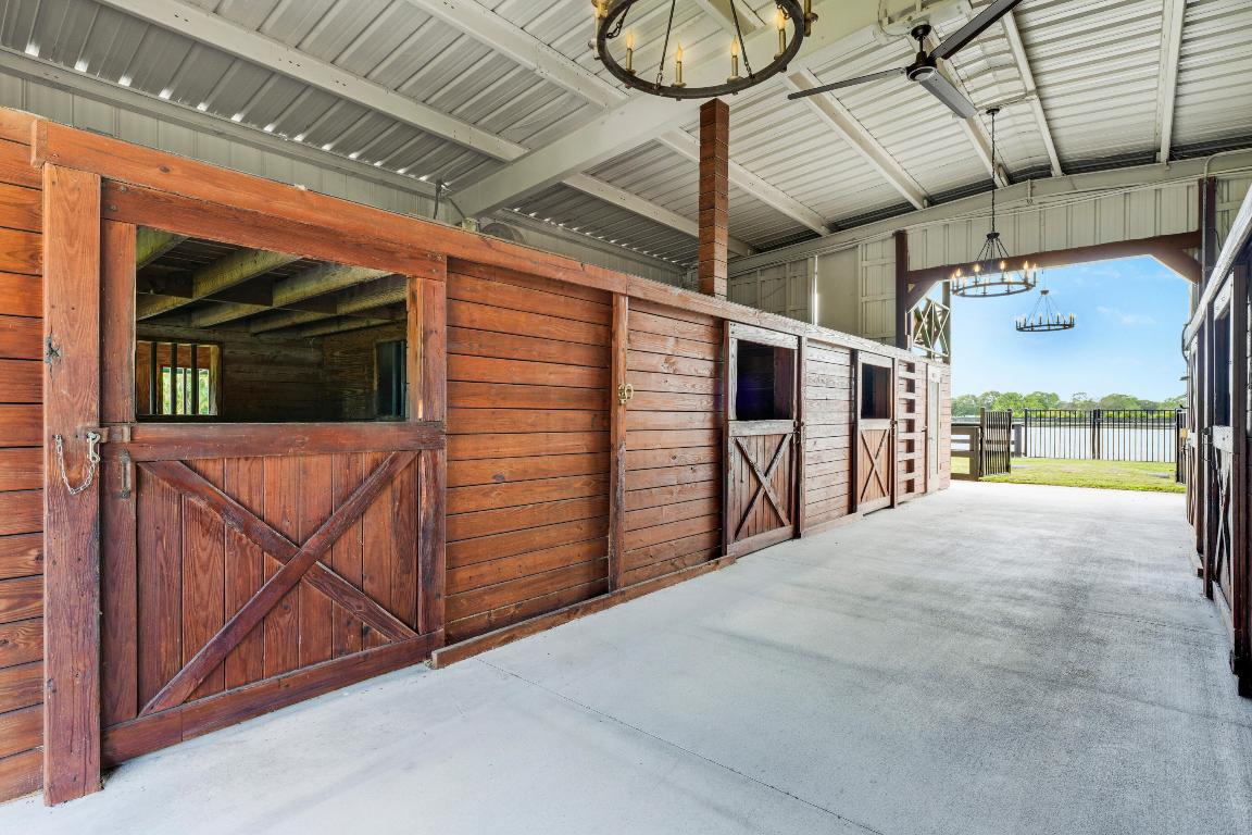 METES AND BOUNDS - Residential