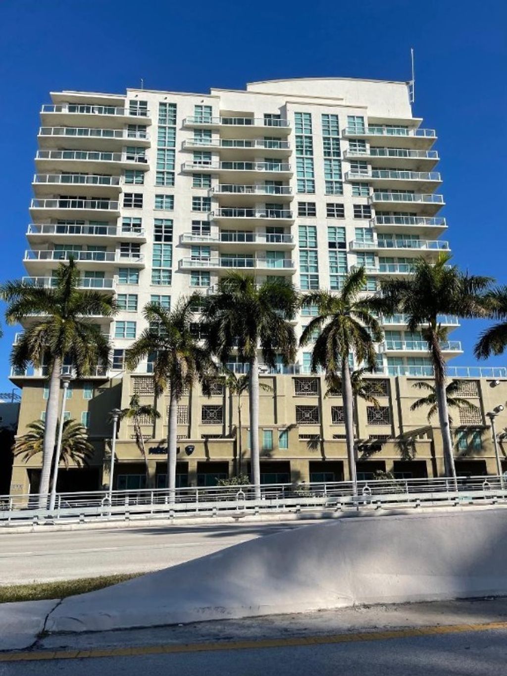 Photo of 1819 SE 17th Street #910, Fort Lauderdale, FL 33316 (MLS # F10516650)