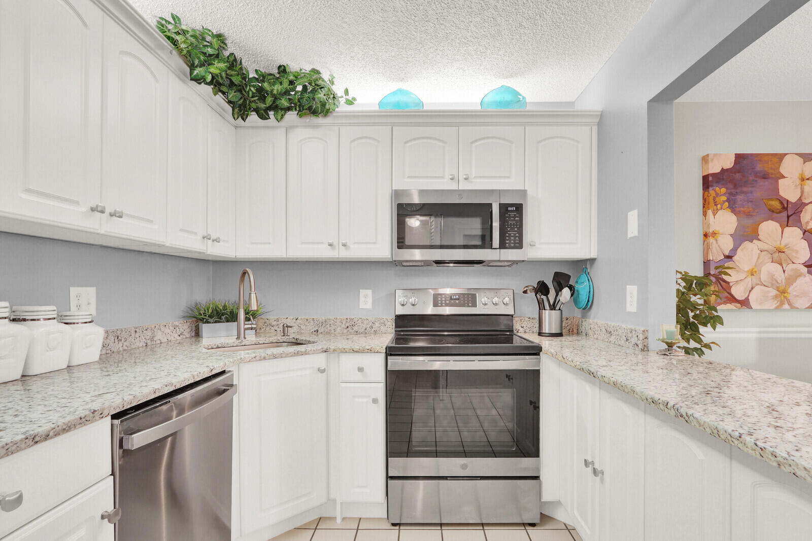 323 Knotty Pine Circle A2