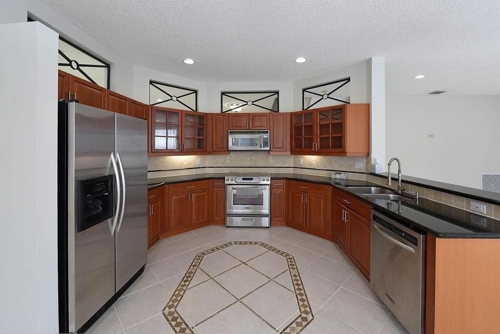 Photo of 7259 Norwich Lane, Boynton Beach, FL 33436 (MLS # R11058647)