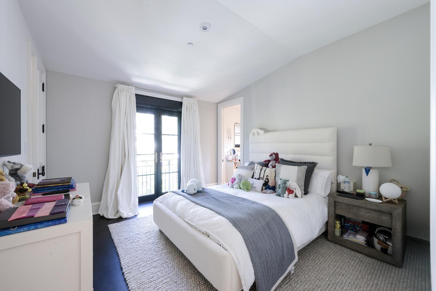 FLORAL PARK - Residential