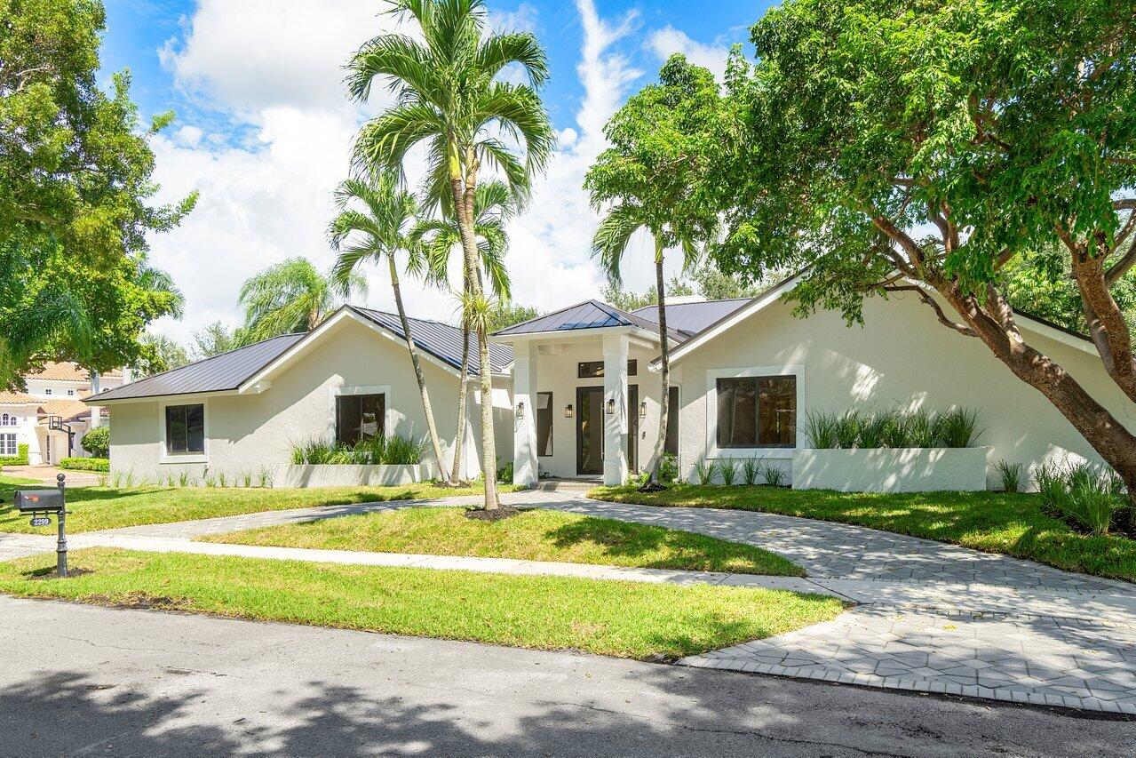 BOCA RATON BATH & TENNIS - Residential