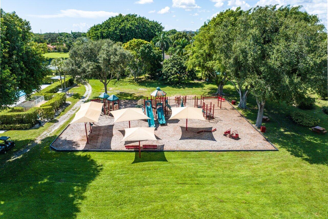 BOCA RATON BATH & TENNIS - Residential