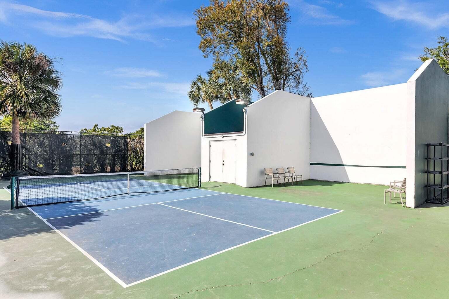 BOCA RATON BATH & TENNIS - Residential