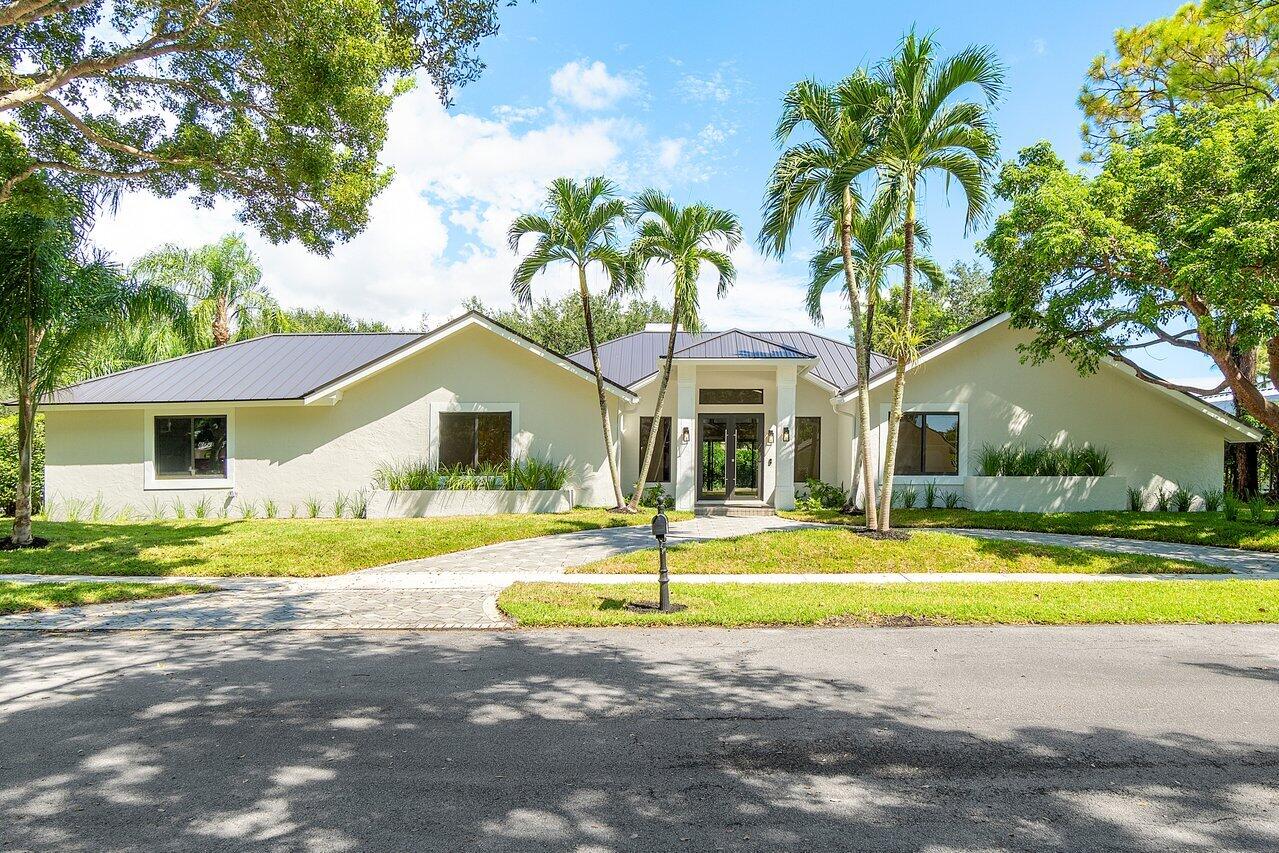BOCA RATON BATH & TENNIS - Residential