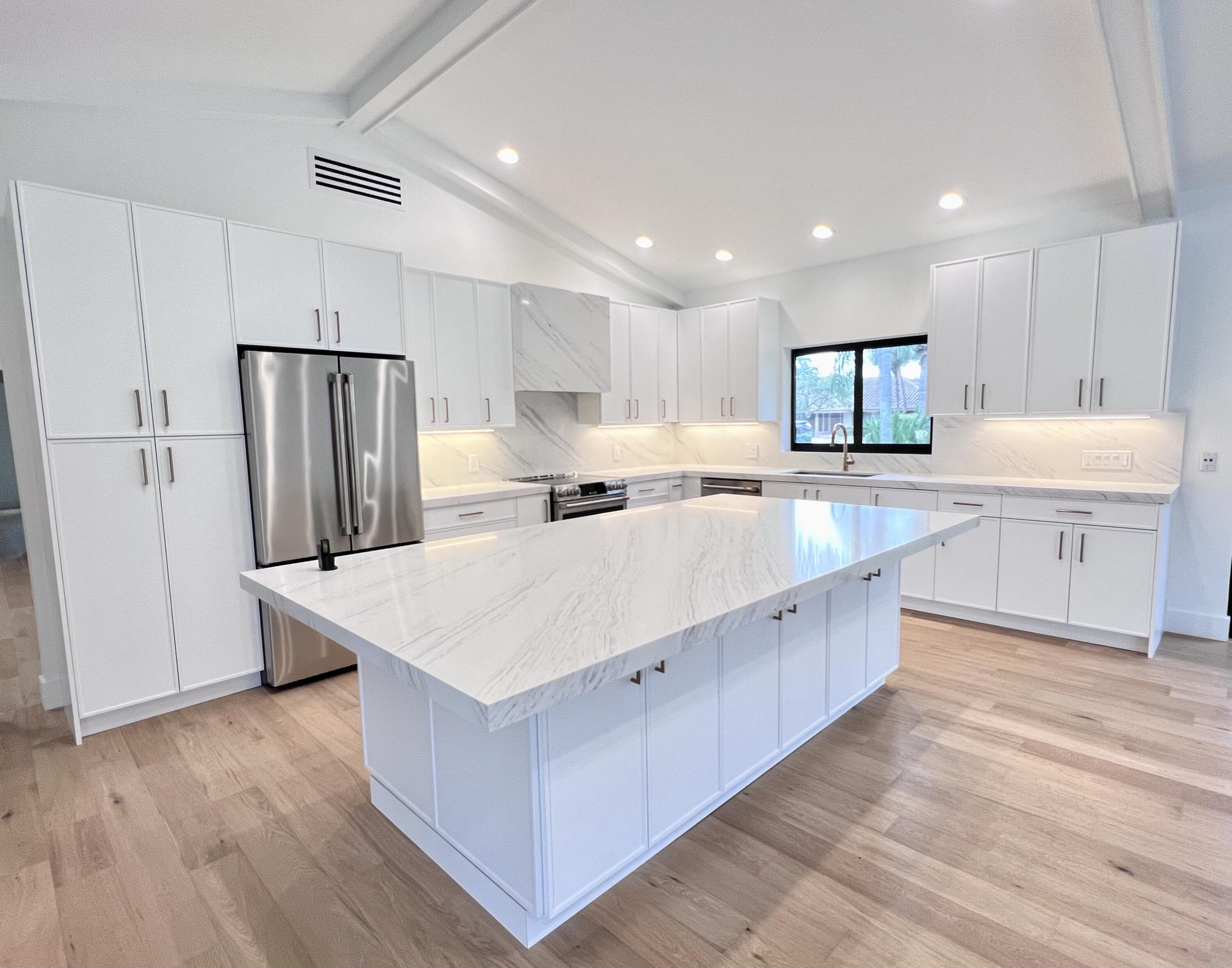 BOCA RATON BATH & TENNIS - Residential