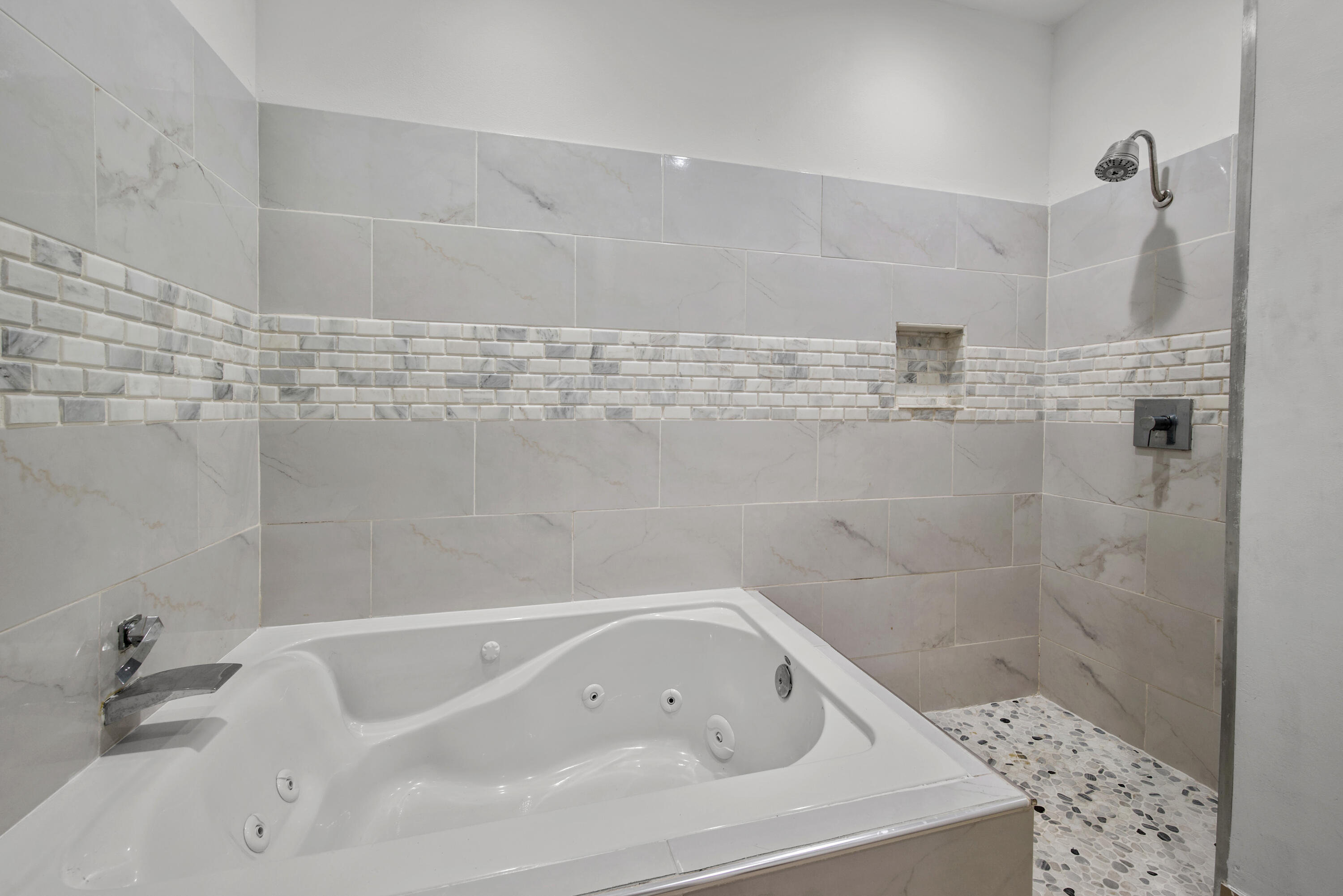 MERIDIANA AT BOCA POINTE II - Residential