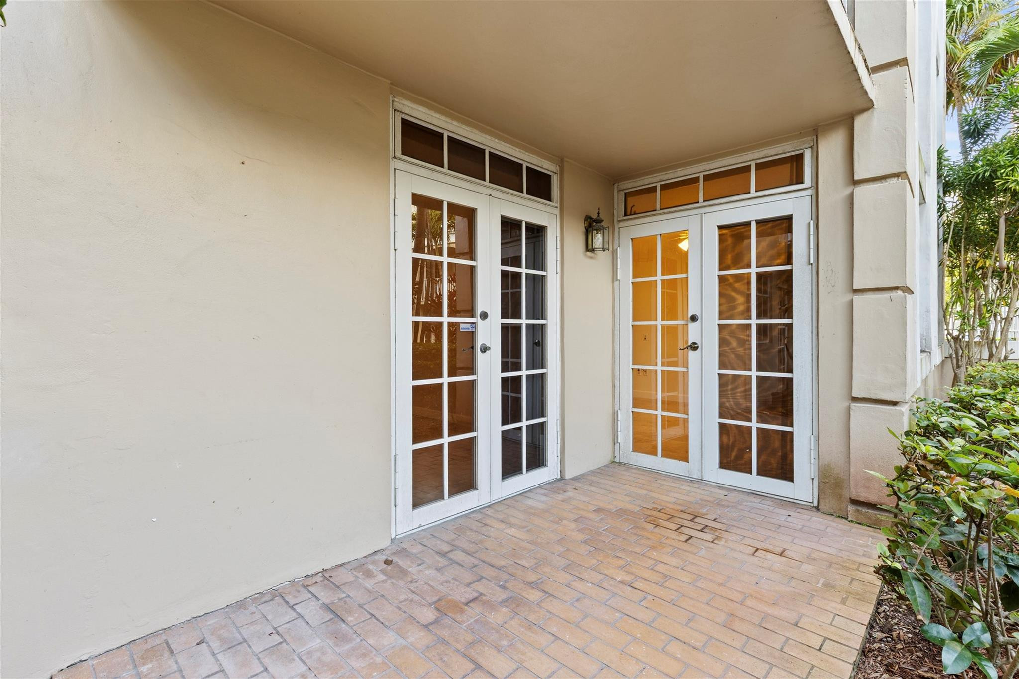 UNIVERSITY INN CONDO - Residential