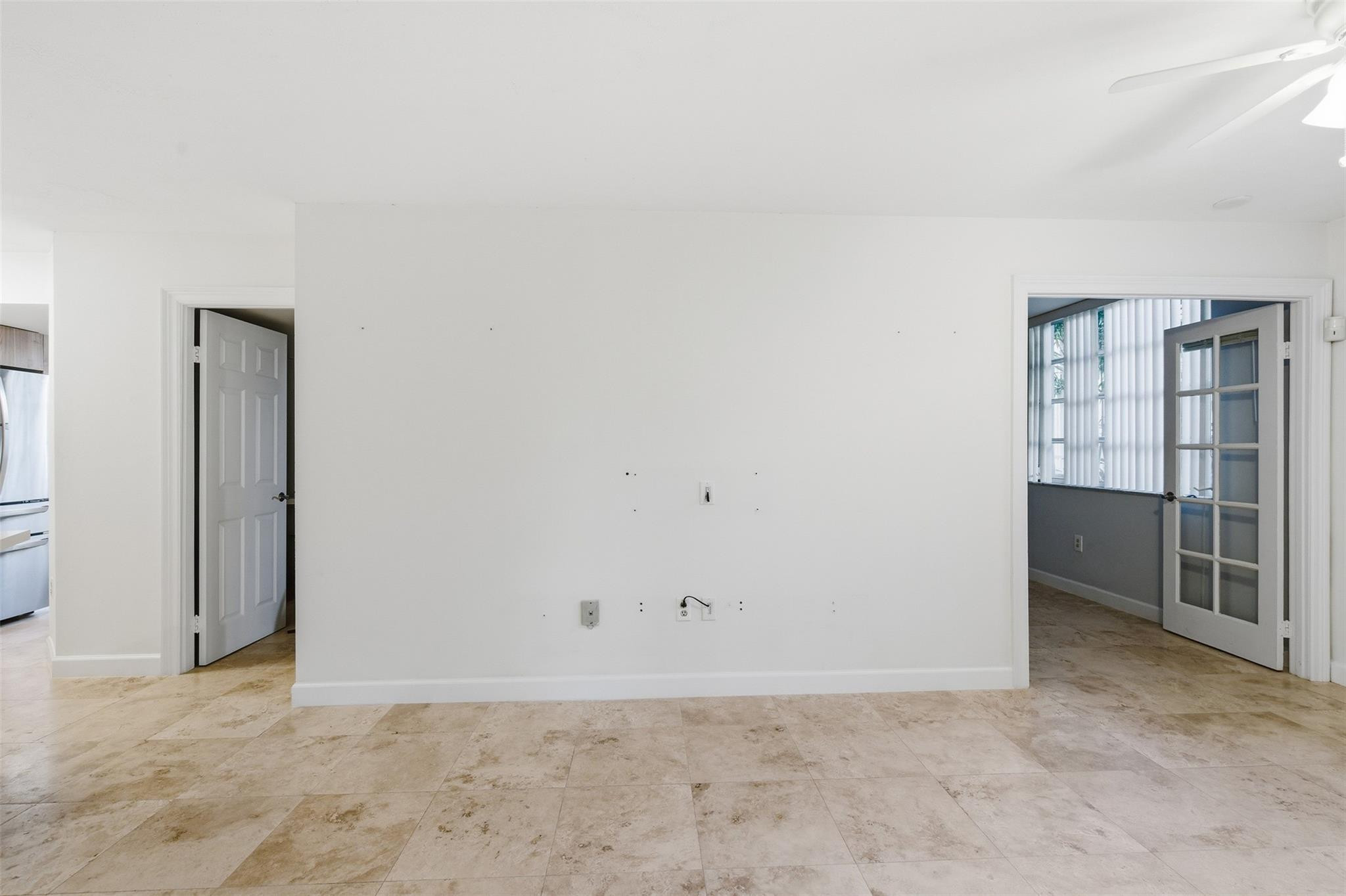UNIVERSITY INN CONDO - Residential