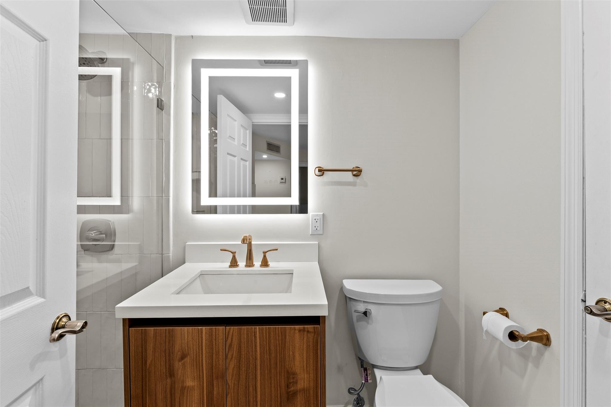 UNIVERSITY INN CONDO - Residential