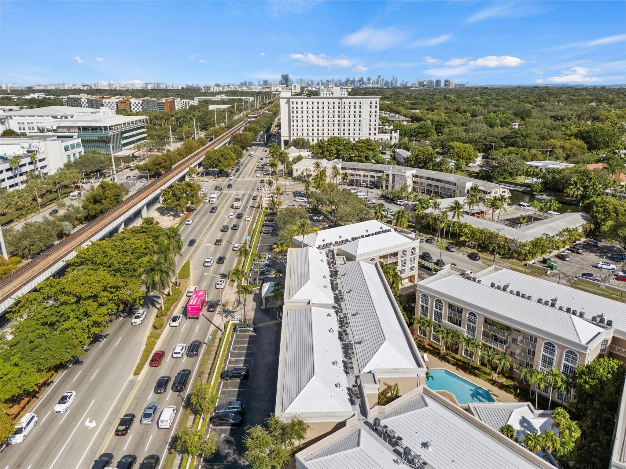 UNIVERSITY INN CONDO - Residential