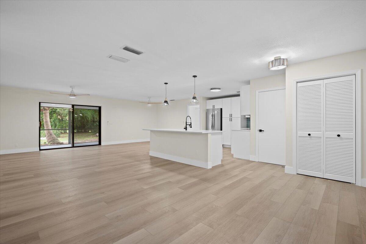 JILLWOOD ACRES - Residential