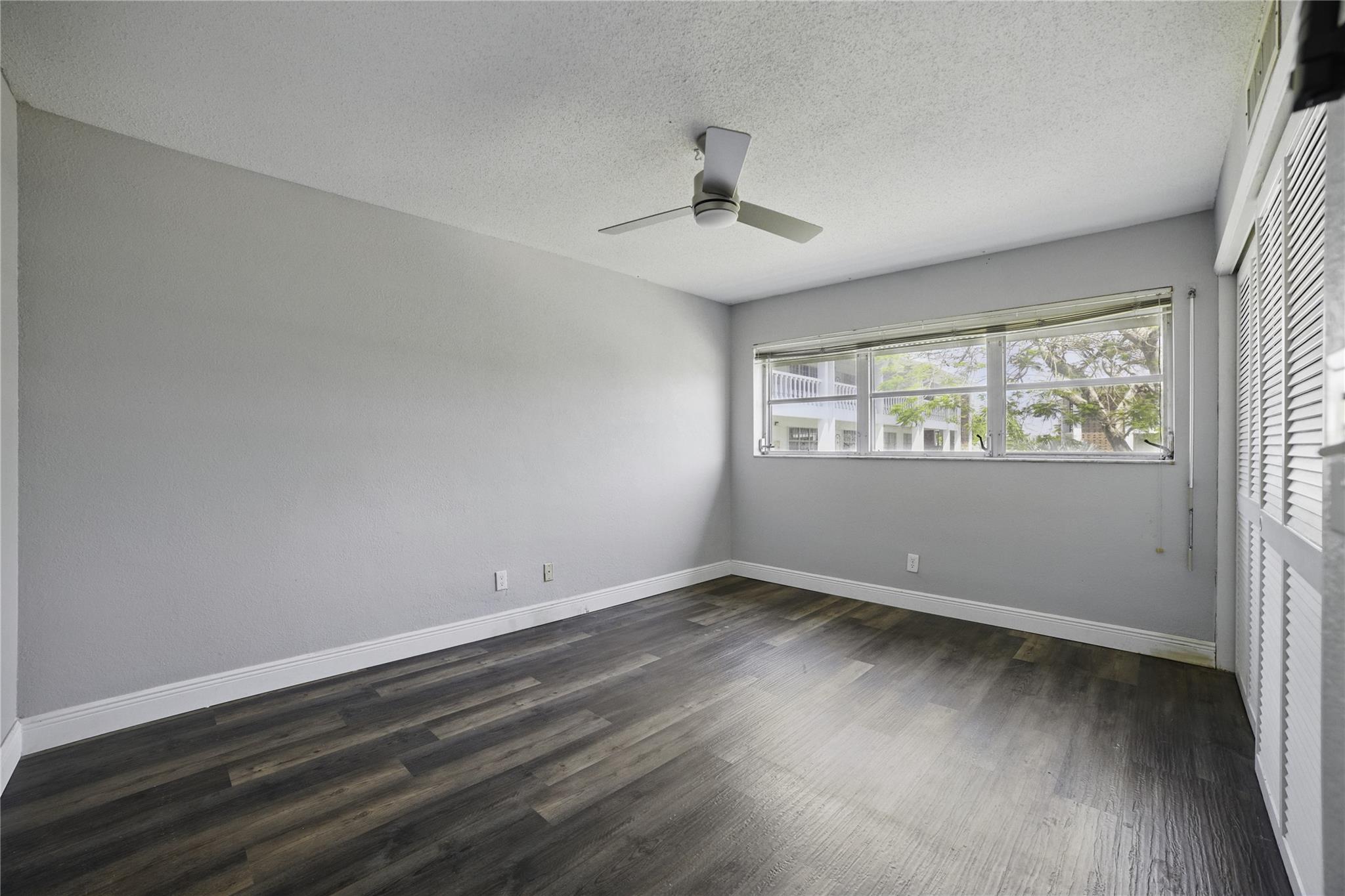5208 NE 24th Ter F217