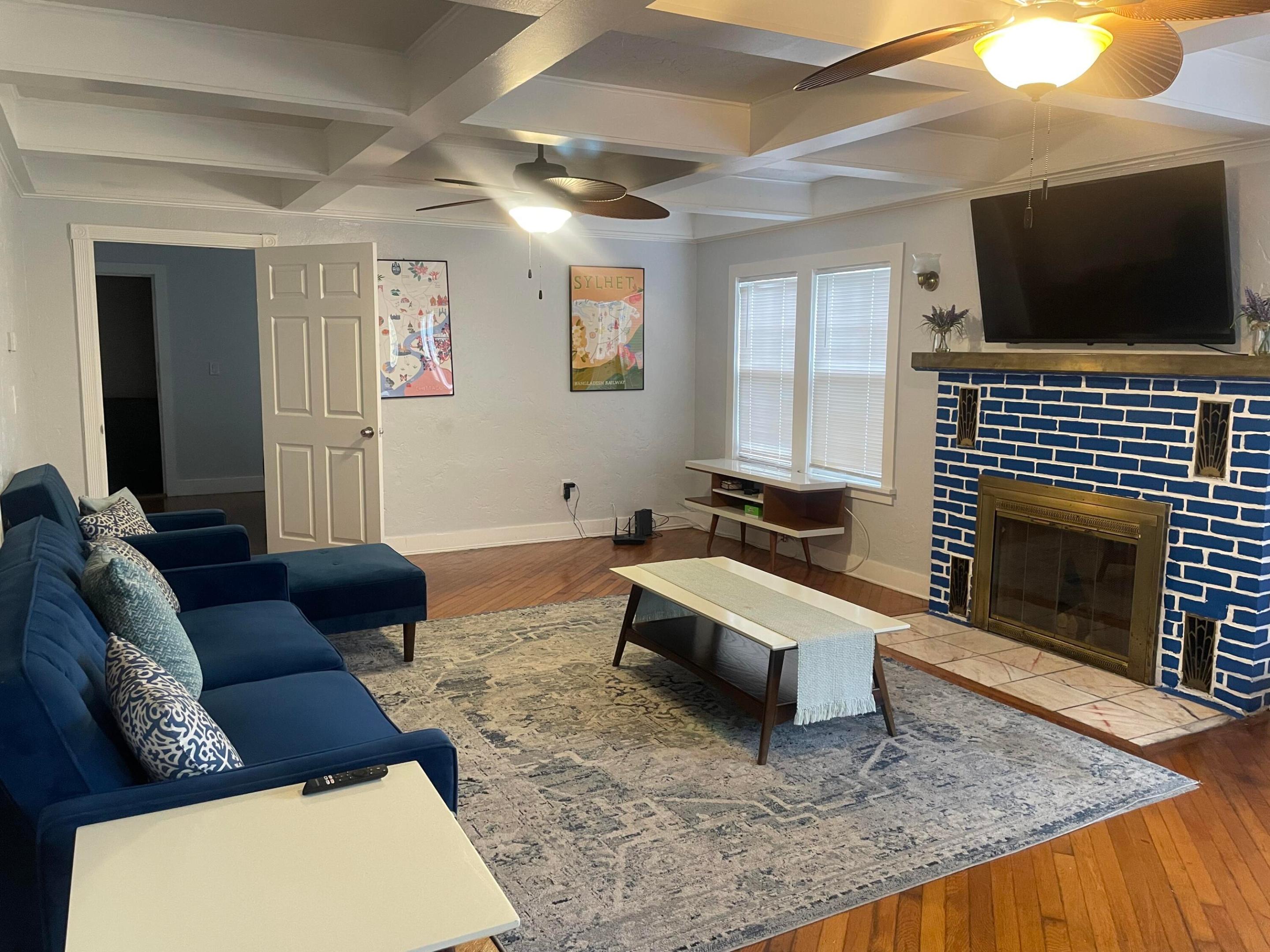 LAKE WORTH TOWN OF - Residential Lease